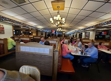 wisconsin/appleton/restaurant/maple-tree-restaurant-pancake-house