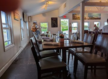 new-york/montauk/restaurant/tauk-at-trail-s-end