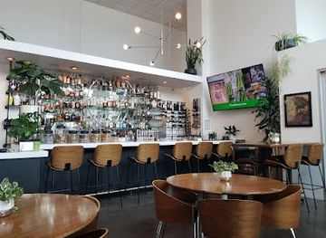 california/long-beach/restaurant/the-modern-kitchen-bar