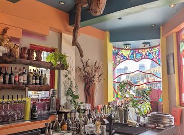 california/san-francisco/north-beach/restaurant/red-window