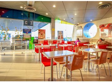 kuwait/ahmadi/restaurant/burger-king-road-40