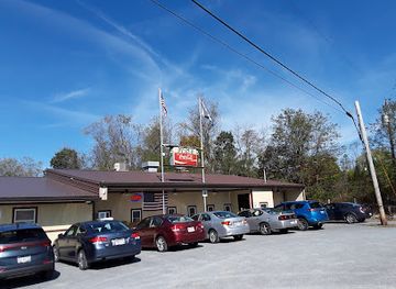 west-virginia/coopers-rock-state-forest/restaurant/mom-s-place