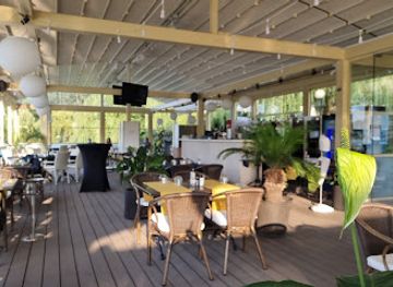 romania/bucharest/herastrau/restaurant/lake-lounge