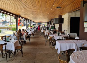 brazil/cerrado/restaurant/emporio-piquiras-flamboyant