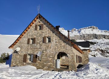spain/pyrenees-mountains/restaurant/refugio-de-lizara
