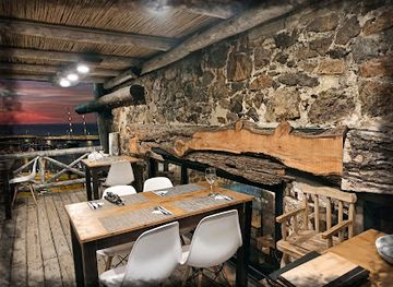 uruguay/cerro-pan-de-azucar/restaurant/fuegos-del-puerto