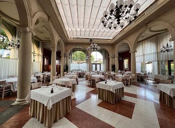 spain/pamplona/restaurant/restaurante-el-colegio