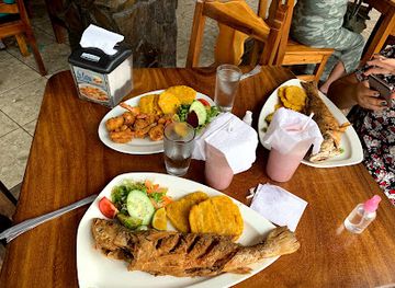 costa-rica/puntarenas/restaurant/marisqueria-la-ostra