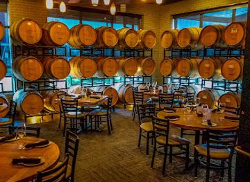 illinois/naperville/restaurant/cooper-s-hawk-winery-restaurant-naperville