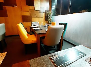 morocco/casablanca/maarif/restaurant/les-7-mers-restaurant-bar-a-tapas