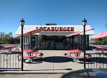 new-mexico/carson-national-forest/restaurant/blake-s-lotaburger