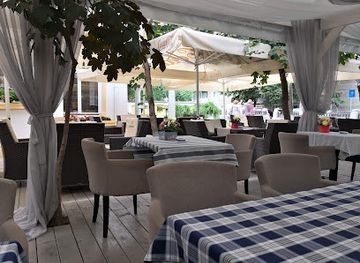 romania/bacau/restaurant/casa-rebeca