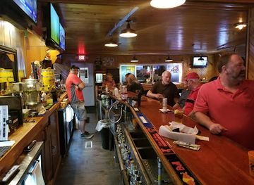 wisconsin/driftless-area/restaurant/redstone-s-north-end-tavern