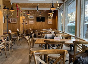 ukraine/kyiv/restaurant/very-well-cafe