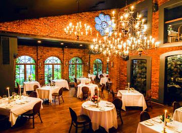 new-york/new-york-city/restaurant/one-if-by-land-two-if-by-sea