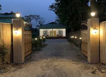 india/kaziranga-national-park/restaurant/jungleciti-house-kaziranga