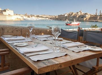 malta/grand-harbour/restaurant/the-harbour-club