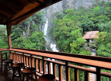 ecuador/northern-sierra/restaurant/el-pailon-grieta-al-cielo