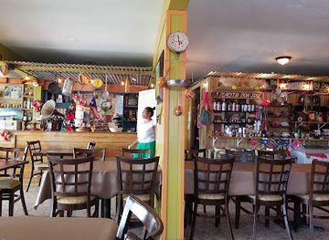 puerto-rico/isabela/restaurant/restaurante-el-platanal