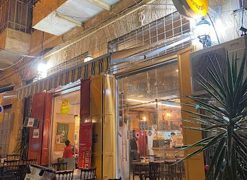 israel/jerusalem/restaurant/tala-hummus-and-falafel