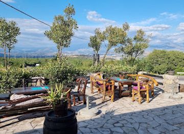 montenegro/zeta-plain/restaurant/konoba-steke