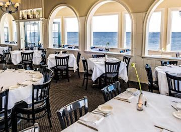 massachusetts/cape-cod/restaurant/the-ocean-house-restaurant