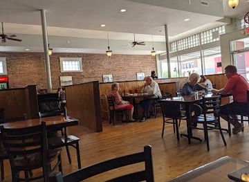iowa/tallgrass-prairie/restaurant/frannie-s-cafe