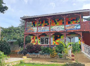 uganda/ssese-islands/restaurant/zinga-cultural-resort-eco-beach