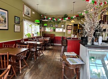 connecticut/housatonic-valley/restaurant/villager-restaurant