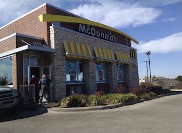 arkansas/petit-jean-state-park/restaurant/mcdonald-s