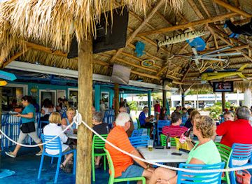 florida/cape-coral/restaurant/fins-seafood-dive-bar