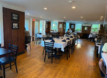 new-hampshire/lakes-region/restaurant/lakehouse-tavern
