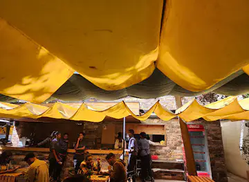Prima Restaurant and Pizzeria