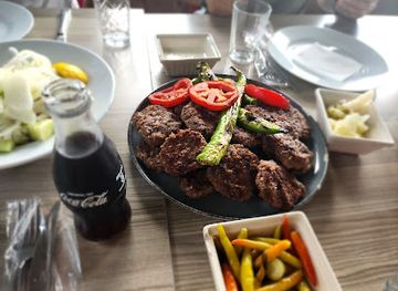 turkiye/trabzon/yomra/restaurant/ozer-usta-et-kofte-balik