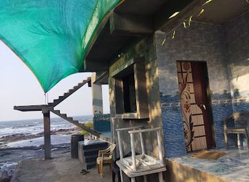 india/konkan-coast/restaurant/rama-kamlya-niwas-sea-face-beach-resort-family-resort