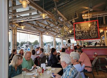 maryland/eastern-shore/restaurant/the-point-crab-house-grill