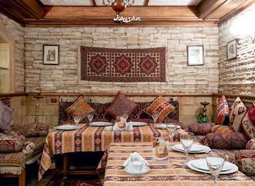 Köhnə şəhər restoranı