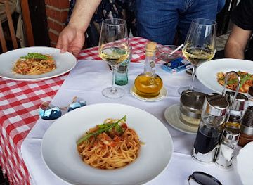 montenegro/ulcinj/restaurant/il-galeone