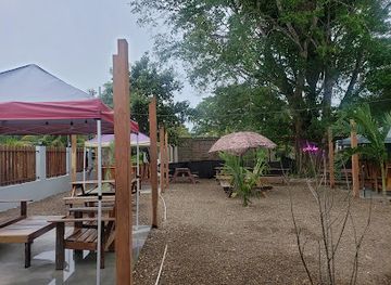 belize/vaca-plateau/restaurant/aria-s-lounge