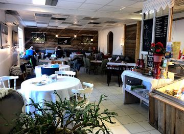 estonia/polvamaa/restaurant/tillu-kohvik