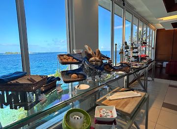 maldives/male/hulhule/restaurant/uduvilla-restaurant