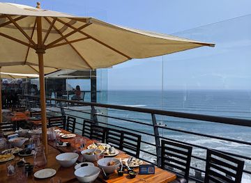 peru/south-coast/restaurant/pardos-chicken