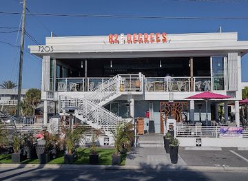 florida/st-petersburg/st-pete-beach/restaurant/82-degrees-bar-grill
