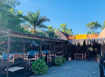 uruguay/punta-ballena/restaurant/medialunas-calentitas-solanas