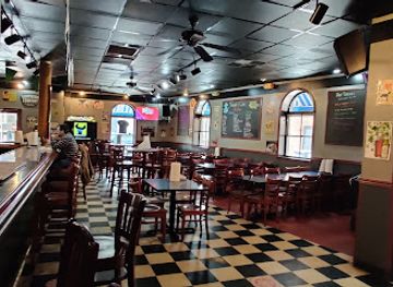 virginia/harrisonburg/restaurant/finnigan-s-cove-seafood-bar