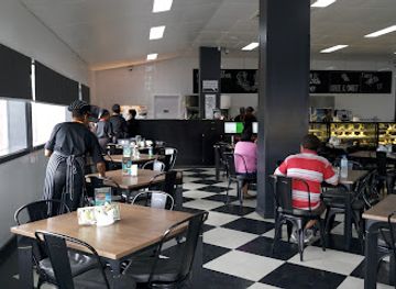 papua-new-guinea/lae/restaurant/foodmart