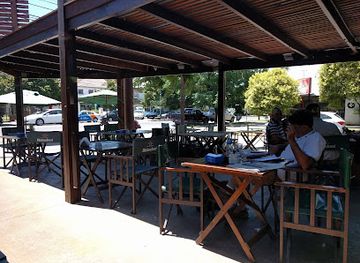 argentina/rosario/barrio-fisherton/restaurant/palo-borracho