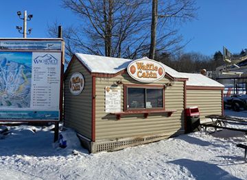 massachusetts/wachusett-mountain-ski-area/restaurant/waffle-cabin