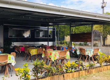 french-polynesia/raiatea/restaurant/ron-s-roulotte