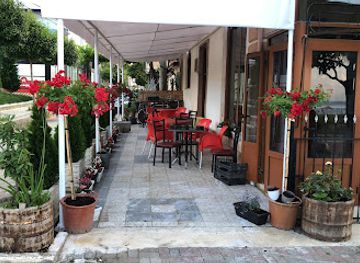 albania/pogradec/restaurant/dy-vellezerit